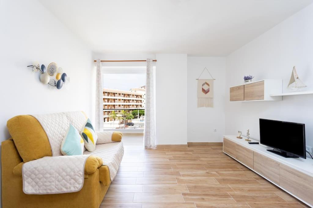 Vivienda Vacacional Rosaini Los Cristianos  Exteriér fotografie