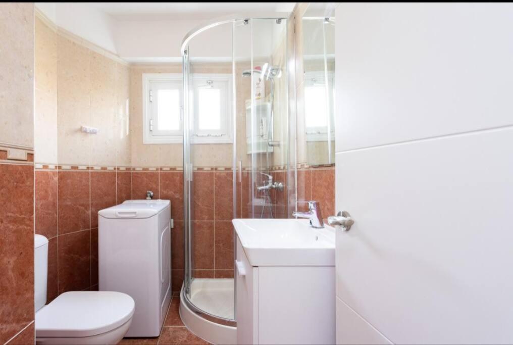 Vivienda Vacacional Rosaini Los Cristianos  Exteriér fotografie